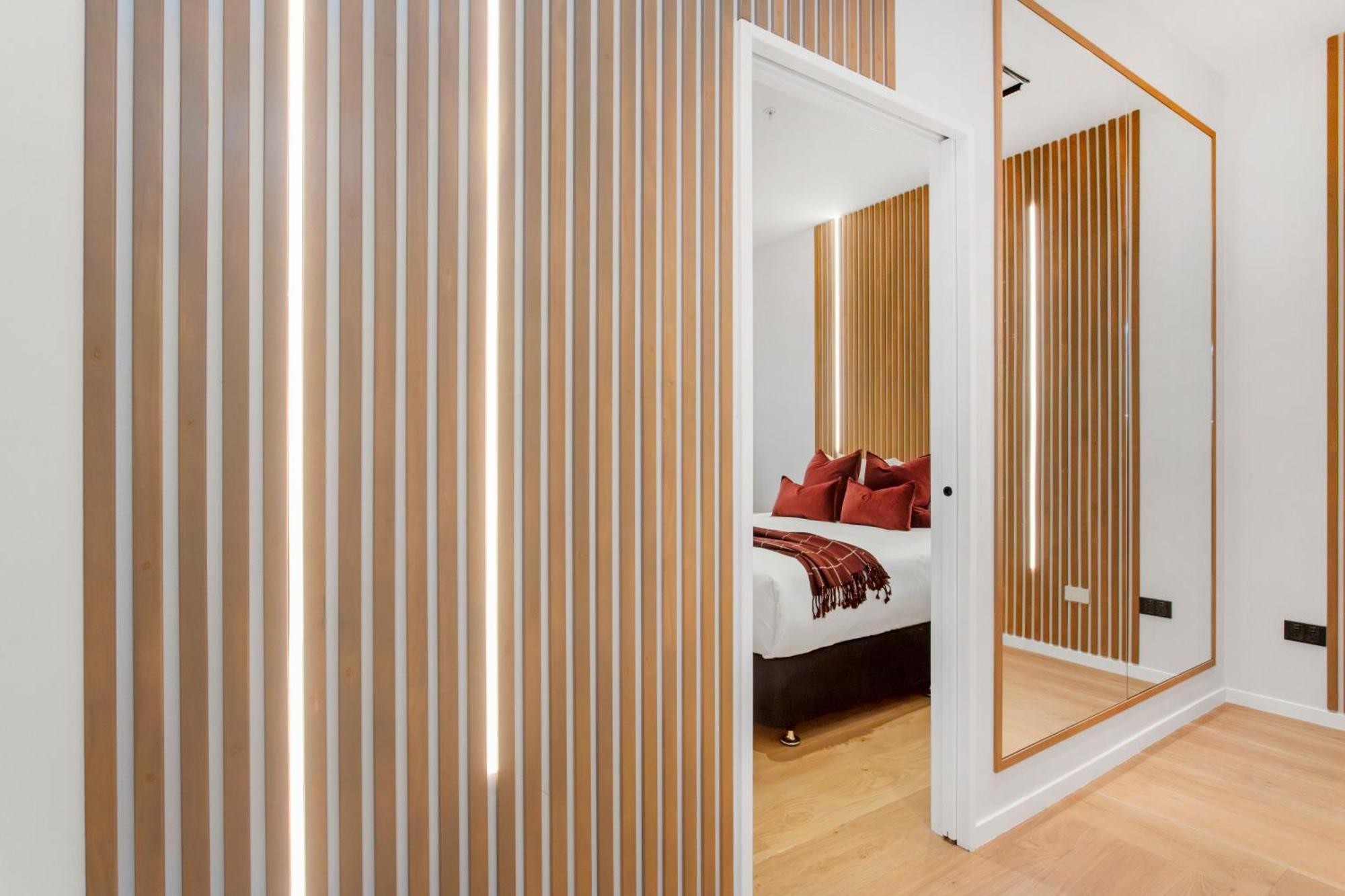 Victoria Street Apartments By Urban Rest Оукланд Екстериор снимка